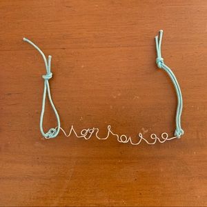 Free item: Bracelet